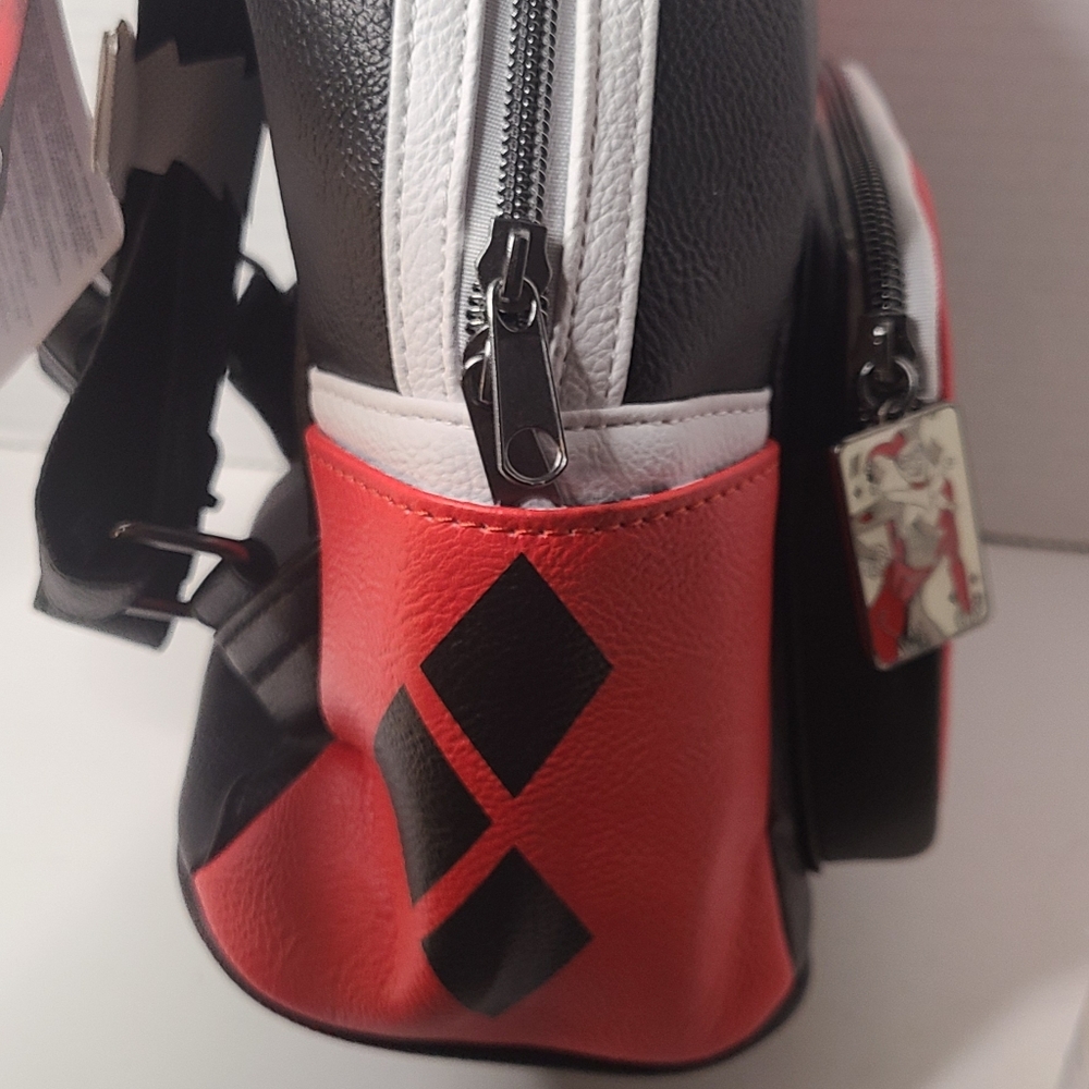 Loungefly DC Comics Harley Quinn Faux Leather Backpack NWT - Picture 10 of 14